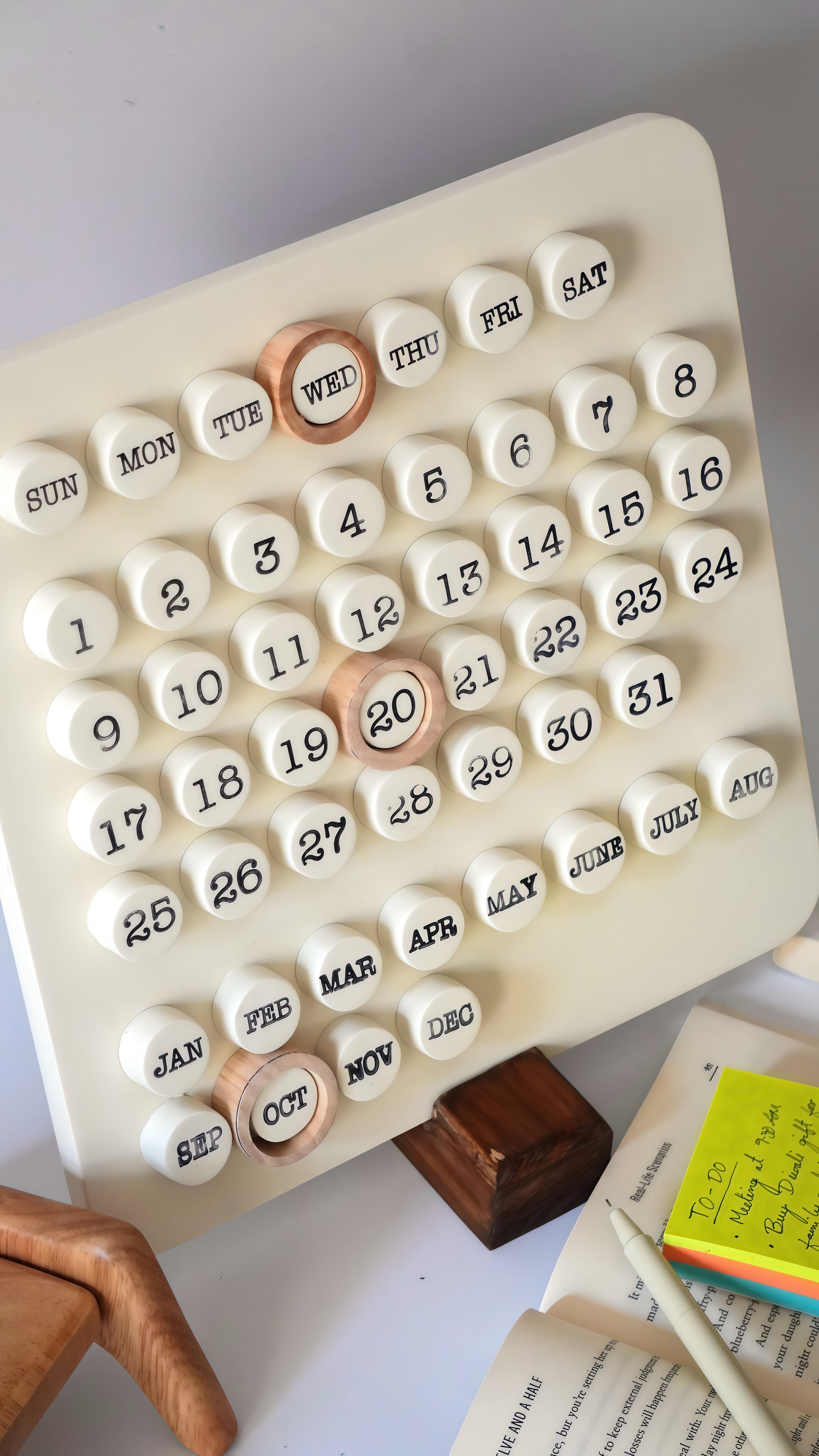 Ring-A-Date Calendar