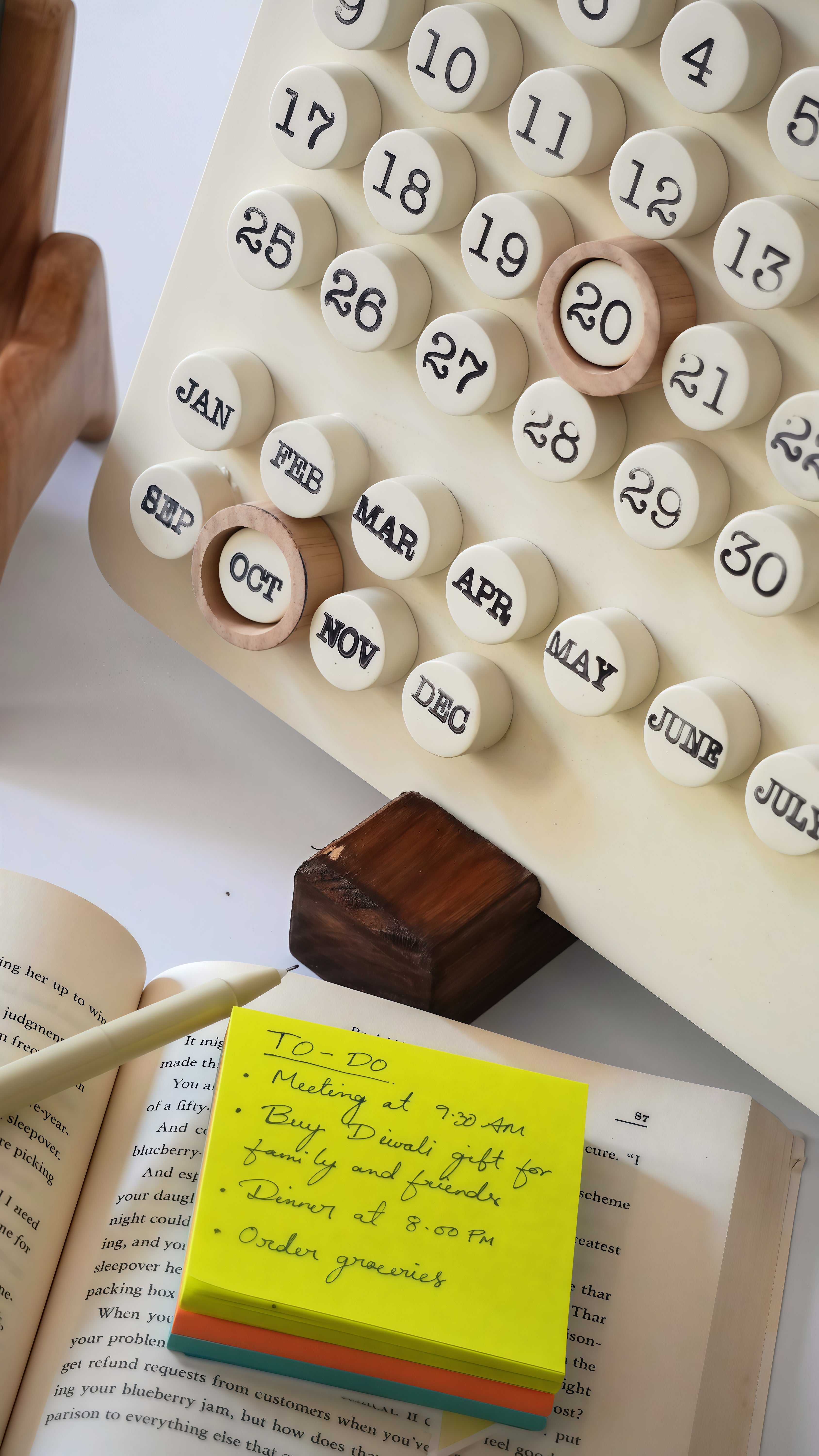 Ring-A-Date Calendar